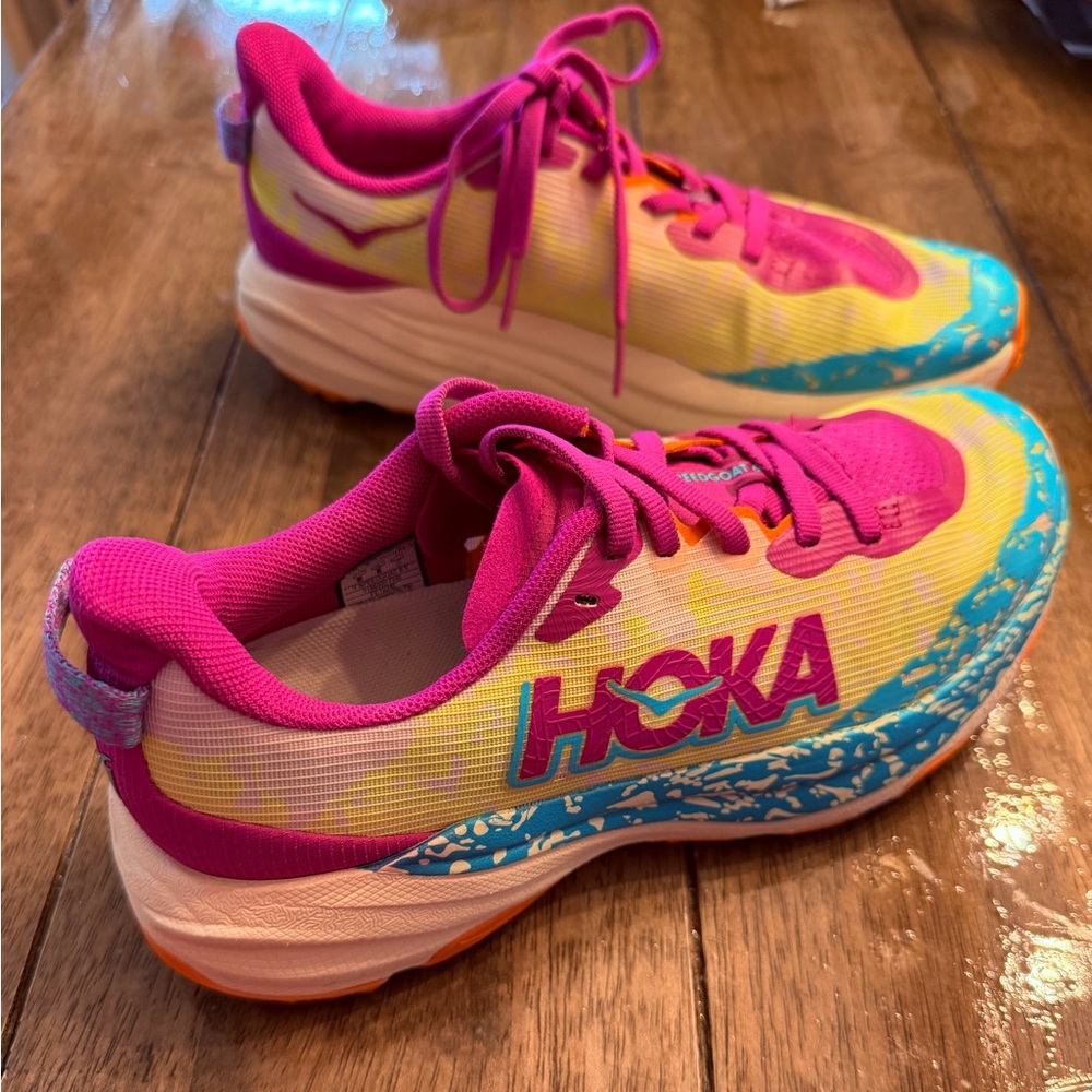 Hoka Gil’s running shoes